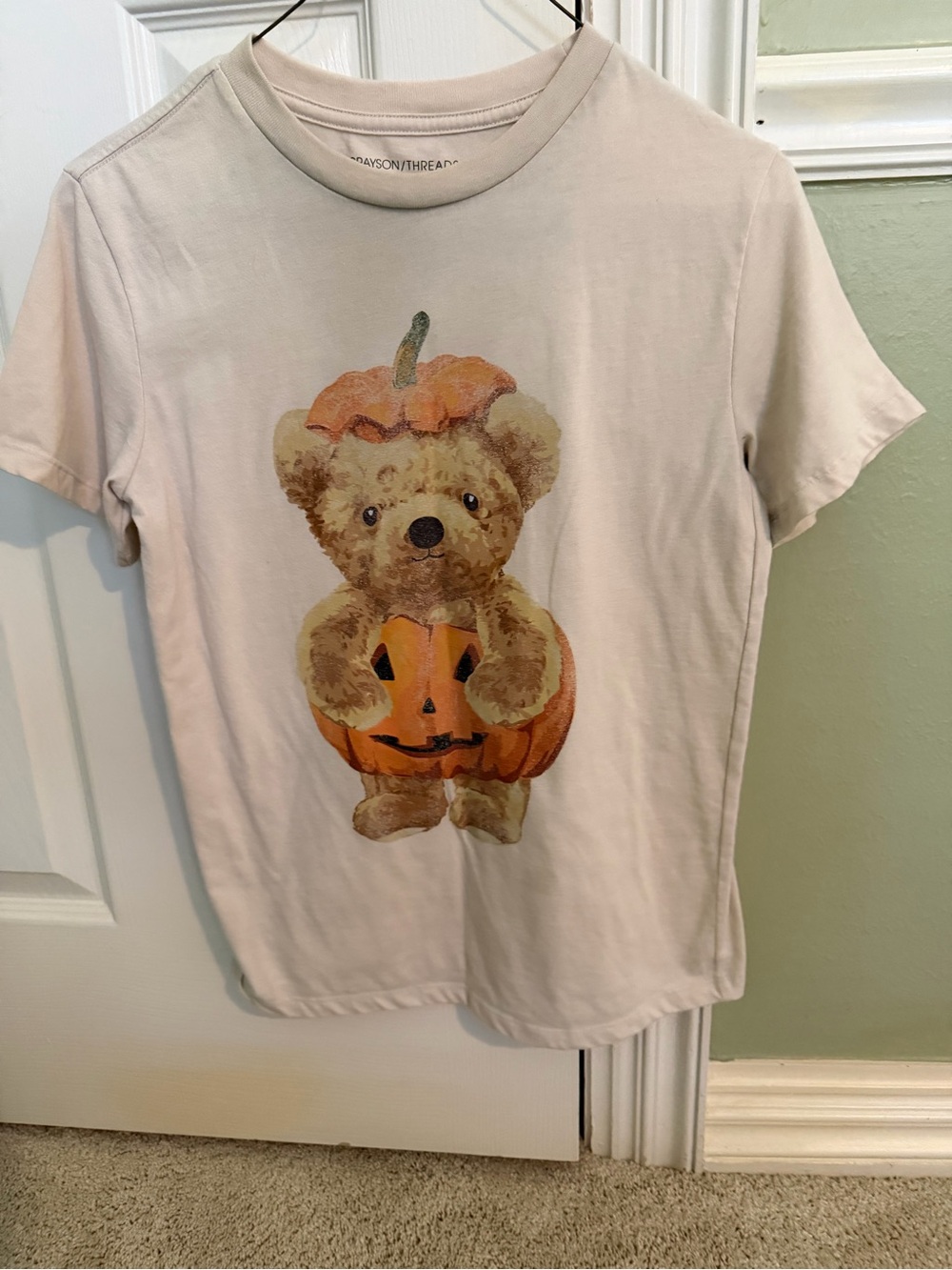 Grayson Threads Cream Tee with Teddy Pumpkin Graphic